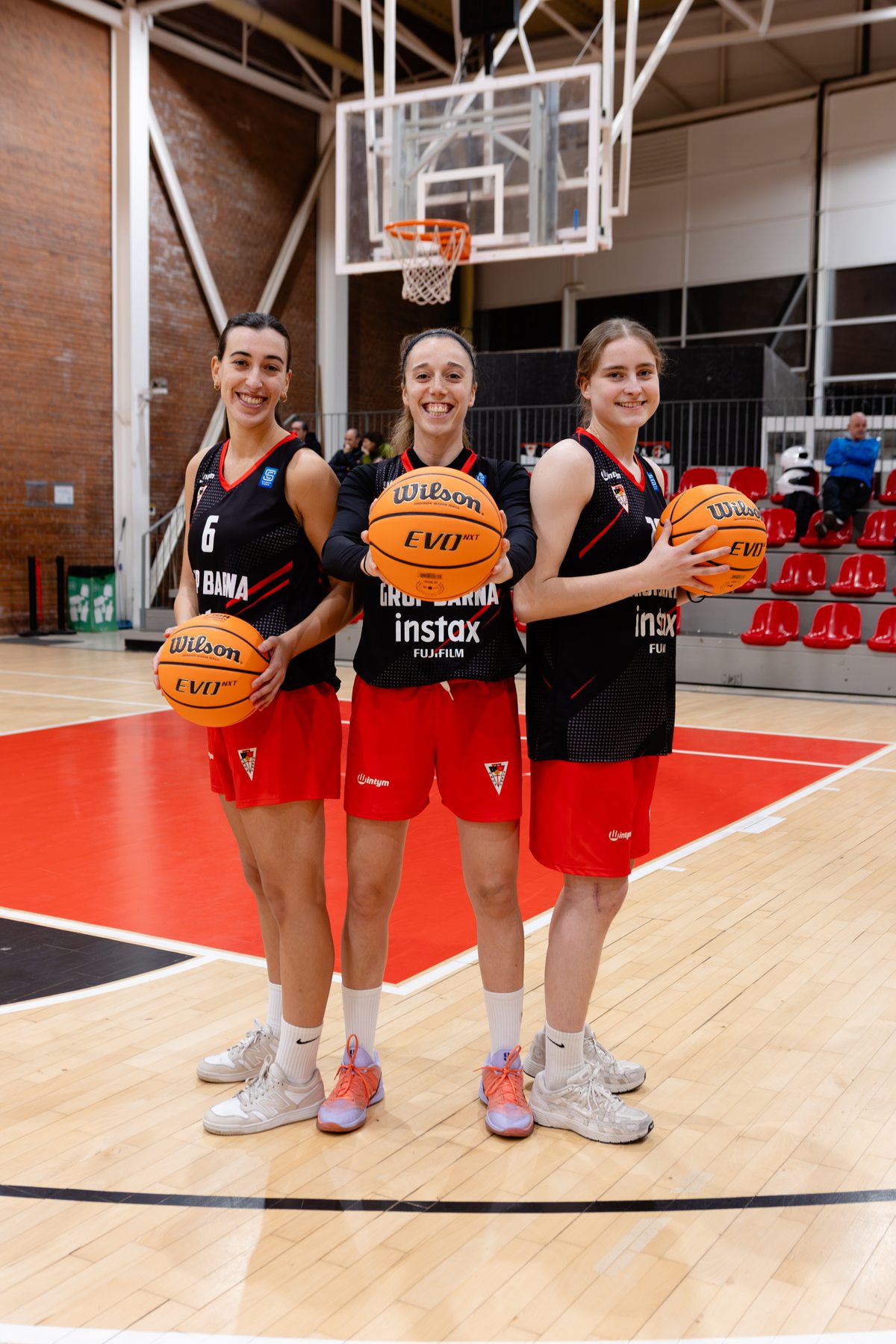 Equip CB Grup Barna